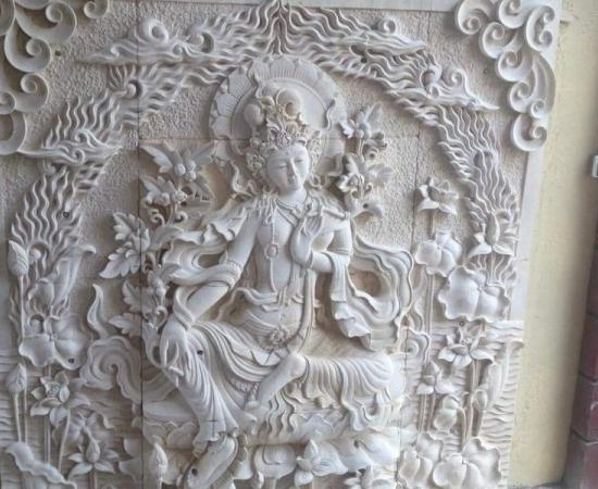 relief ornamen dinding rumah  desain  dewi tara