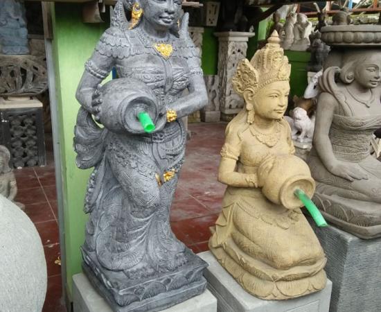 Patung Pancuran Air Kolam