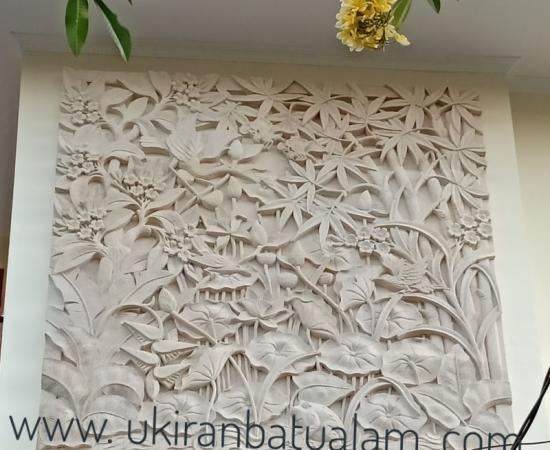 Relief Dinding Rumah Desain Burung Bangau Kombinasi Daun Lotus