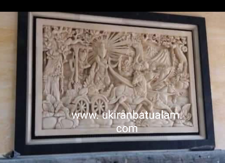 Relief Dinding Dengan Desain Mahabharata